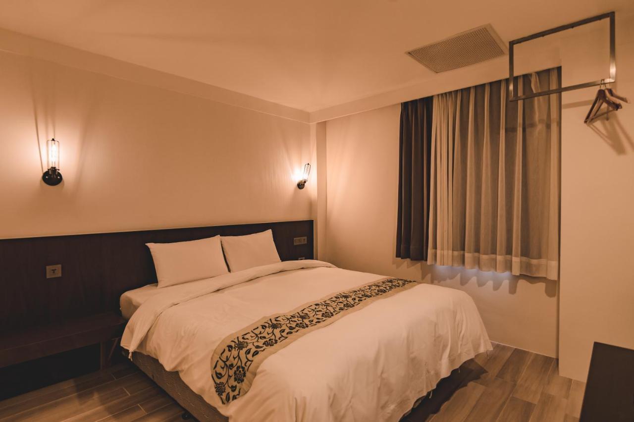 East Town 26 Hotel Хуалиен Сити Екстериор снимка