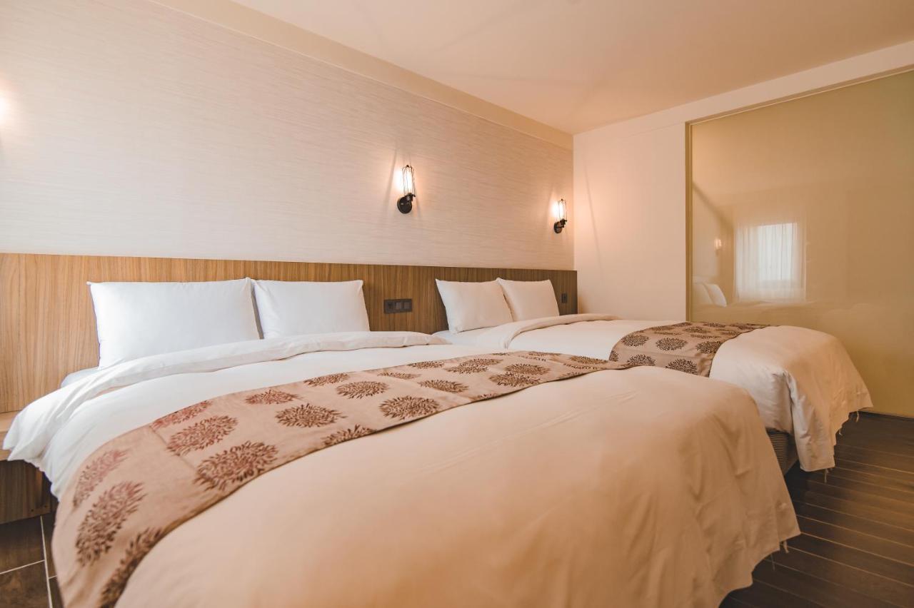 East Town 26 Hotel Хуалиен Сити Екстериор снимка