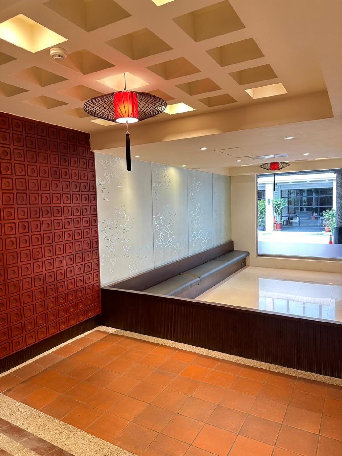 East Town 26 Hotel Хуалиен Сити Екстериор снимка