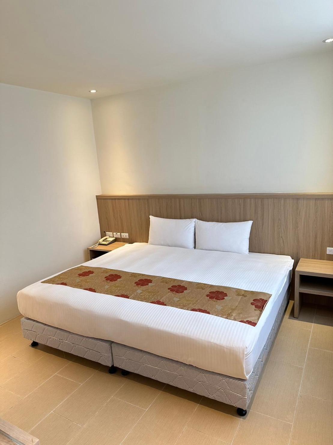 East Town 26 Hotel Хуалиен Сити Екстериор снимка