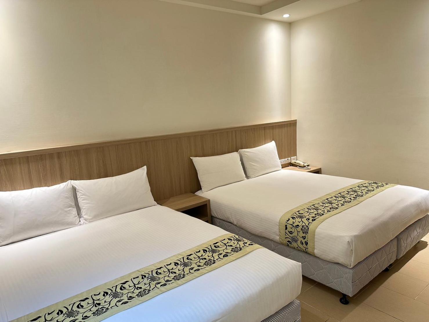 East Town 26 Hotel Хуалиен Сити Екстериор снимка