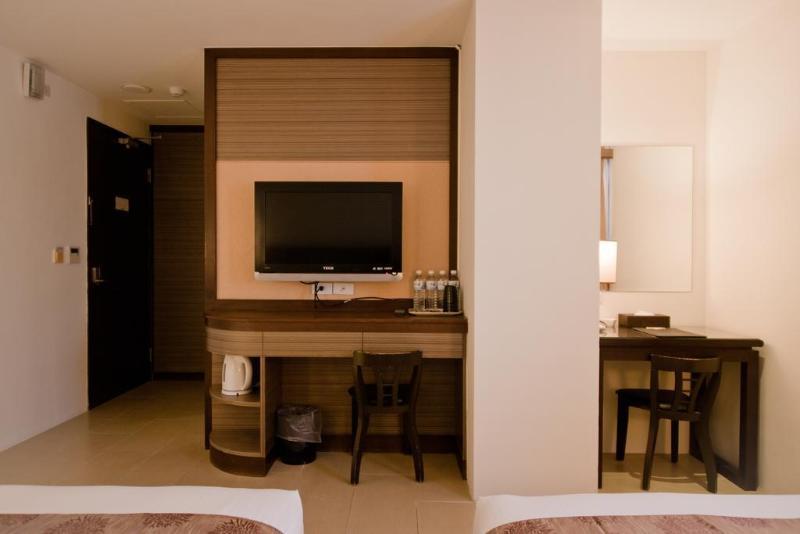 East Town 26 Hotel Хуалиен Сити Екстериор снимка